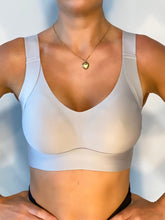 Load image into Gallery viewer, Everyday Smooth Bra - Cream - NickyBe
